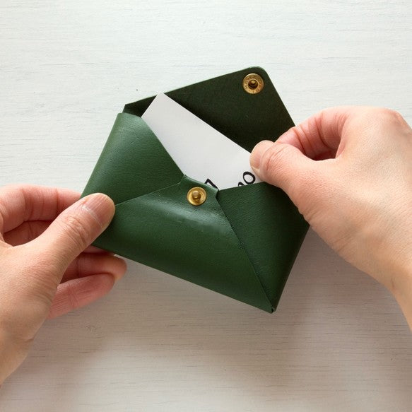 カードケース/名刺入れ  レター型 1枚革仕立て | Italy本革・レザー（メンズ・レディース） ブラック（墨色）【letaca】