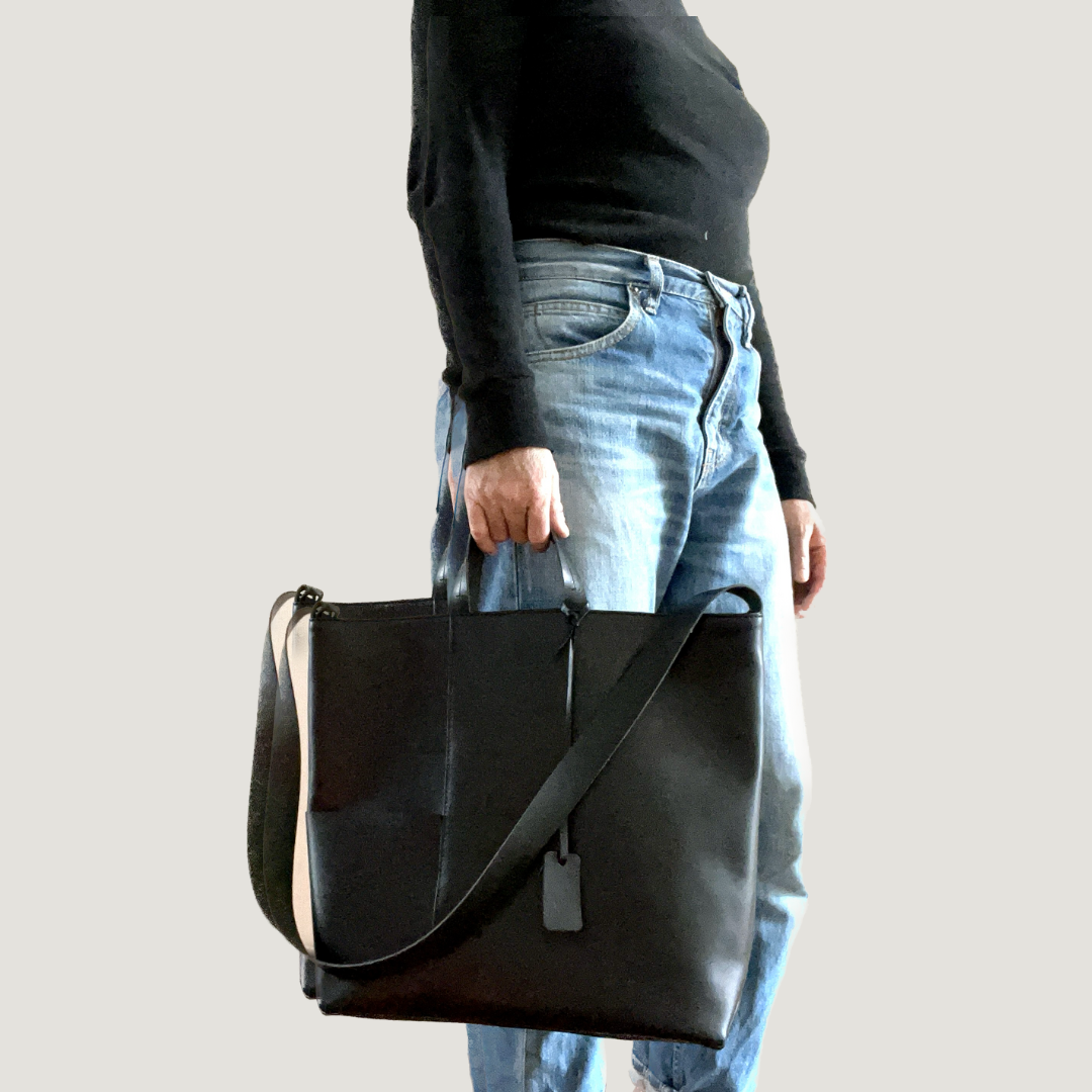 トートバッグ2Way  A4対応 ラムレザー 大きめサイズ・ビジネスバッグ   | 本革・レザー（メンズ・レディース）　ブラック