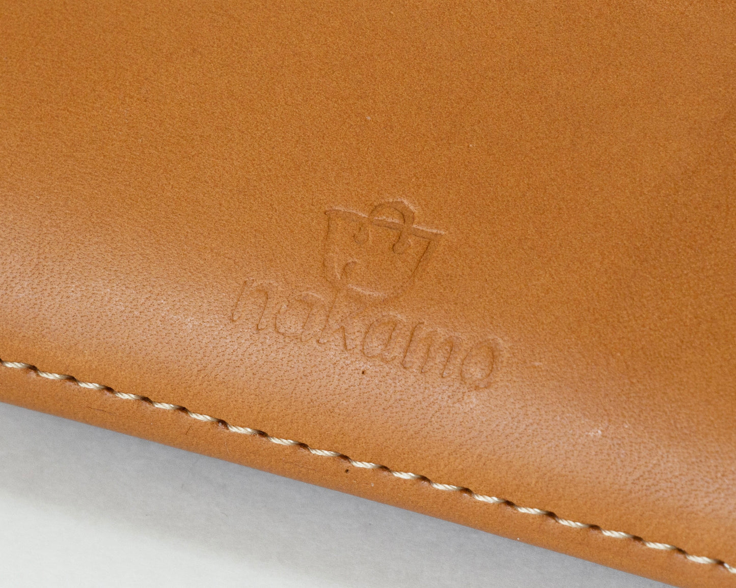 小さいカードサイズのコンパクトな三つ折り財布（お札折らない） | Italy 本革・レザー（メンズ・レディース）【ca-miW】ナチュラル