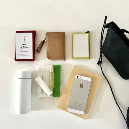 ミニショルダーバッグ / サコッシュ台形型 / 軽量135g・防水・GORE-TEX仕様（レディース・メンズ） |本革・レザー