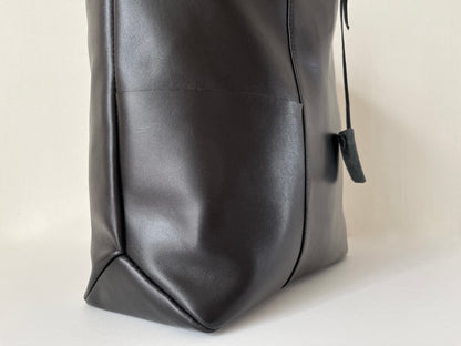 トートバッグ2Way  A4対応 ラムレザー 大きめサイズ・ビジネスバッグ   | 本革・レザー（メンズ・レディース）　ブラック