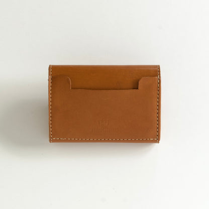 小さいカードサイズのコンパクトな三つ折り財布（お札折らない） | Italy 本革・レザー（メンズ・レディース）【ca-miW】ナチュラル
