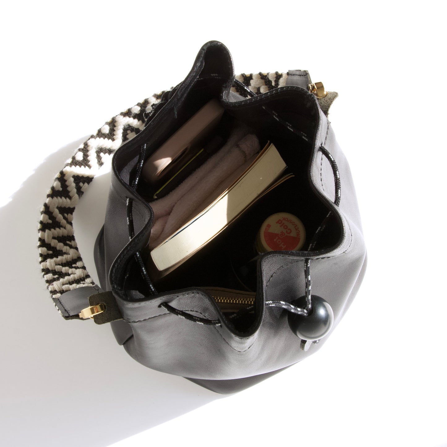 ラムレザー巾着バッグ2WAY（ハンド・肩がけ） | 本革・レザー（レディース）